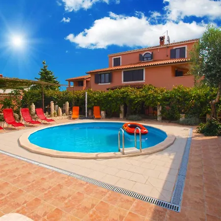 Holiday home House Natasa 2133 Pula