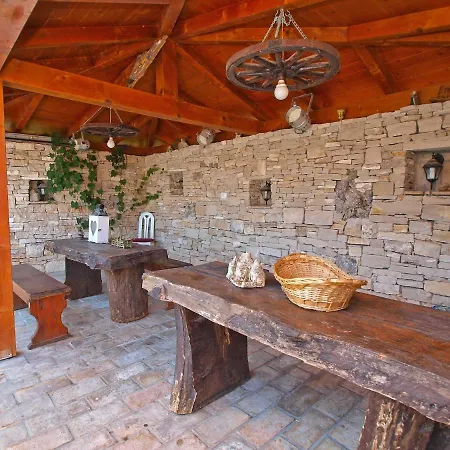 House Natasa 2133 Pula