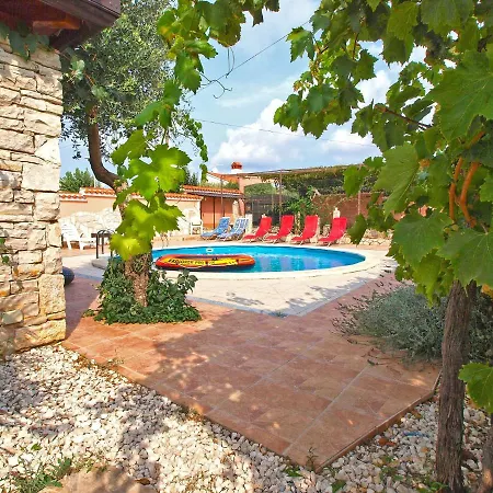 House Natasa 2133 Pula
