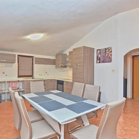 Holiday home House Natasa 2133 Pula