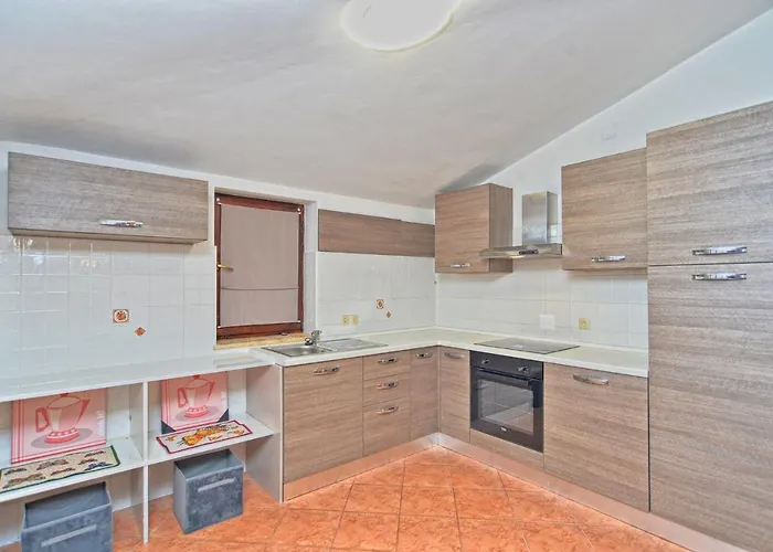 House Natasa 2133