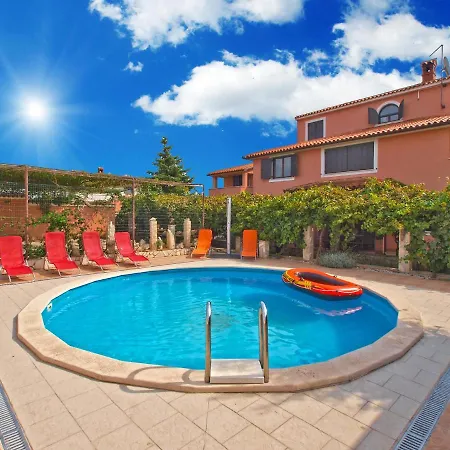 House Natasa 2133 Pula