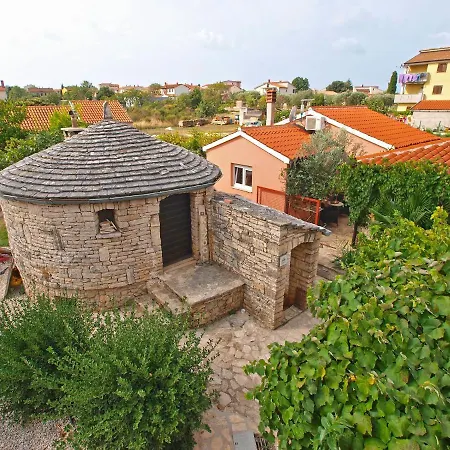 Nyaraló House Natasa 2133 Póla