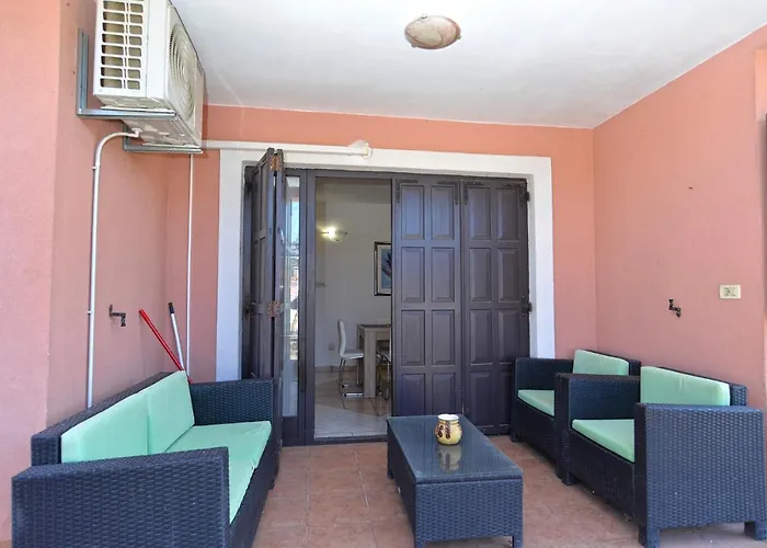 Nyaraló House Natasa 2133